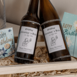 Geburtstagsgeschenk für Männer, Geschenk für Männer, Geschenk für Junggeselle, Bier Geschenk, Geburtstag Geschenk Männer, Personalisierbare Bieretiketten, Bierflaschenetiketten, Individuelle Bieretiketten, Bieretiketten zum Selbstgestalten, Personalisierte Bierflaschen, Geschenkidee Bier, Biergeschenk, Etiketten für Bierflaschen, Geburtstagsbier, Hochzeitsbier, Benutzerdefinierte Bieretiketten, Individuelle Flaschenetiketten, Bieretiketten personalisieren, Eigene Bieretiketten gestalten, Persönliche Bieretiketten, DIY Bieretiketten, Etiketten für Hausbrauer, Geschenkidee für Bierliebhaber, Bieretiketten für besondere Anlässe, Hochzeit Bierflaschenetiketten, Geburtstagsgeschenk Bieretiketten, Einzigartige Bieretiketten, Bedruckte Bieretiketten, Bieretiketten mit eigenem Design, Bieretiketten für Feste, Weihnachten Bieretiketten, Weihnachten Bieretiketten, Party Bieretiketten, Firmenfeier Bieretiketten, Event Bieretiketten, Personalisierte Geschenkideen, Custom Beer Labels, Personalized Beer Gifts, Geburtstagsbieretiketten, Hochzeitsbieretiketten, Eventbieretiketten